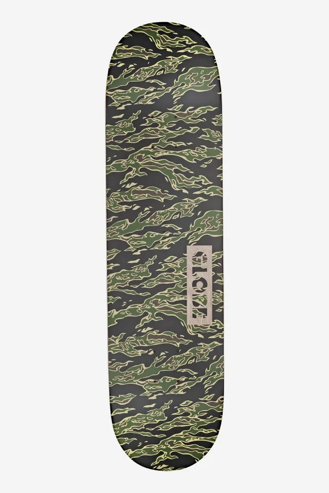 globe-goodstock-8-25-tavola-skate-tiger-camo image 1
