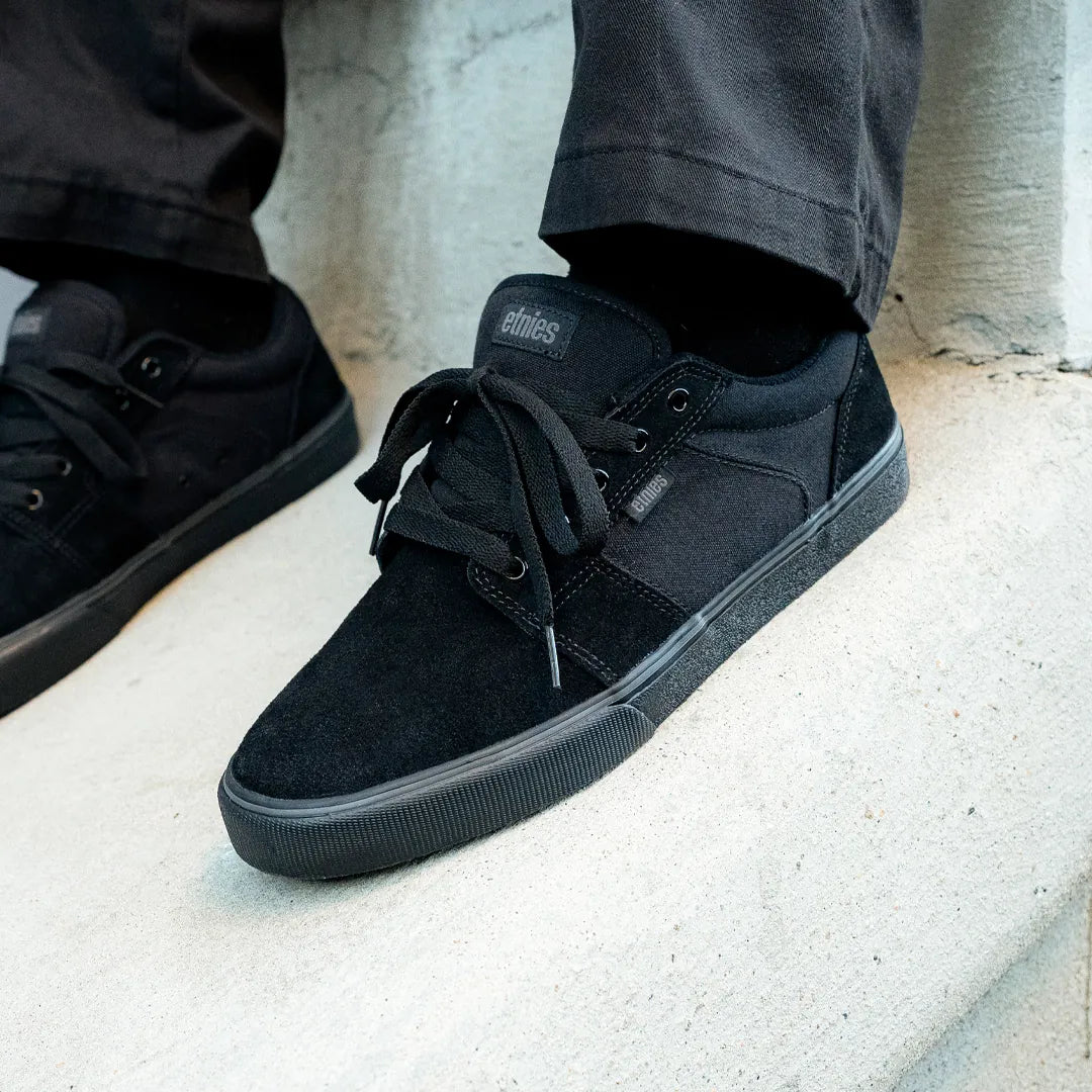 etnies-barge-ls-scarpe-da-skate-low-top-black-dirty-wash image 2