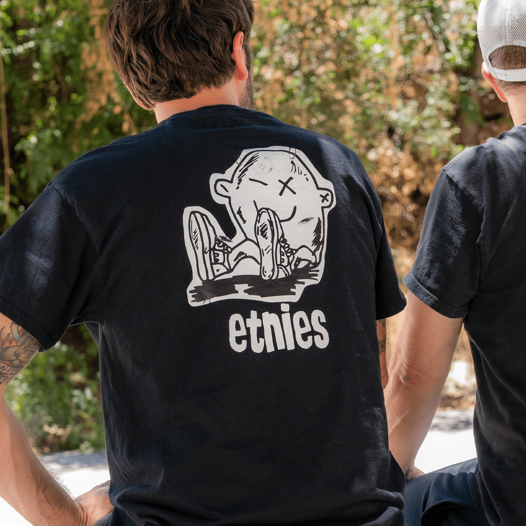 etnies-x-fos-t-shirt-uomo-black-white image 2