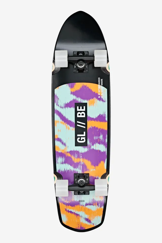 globe-marauder-32-cruiserboard-ghost-shark image 1
