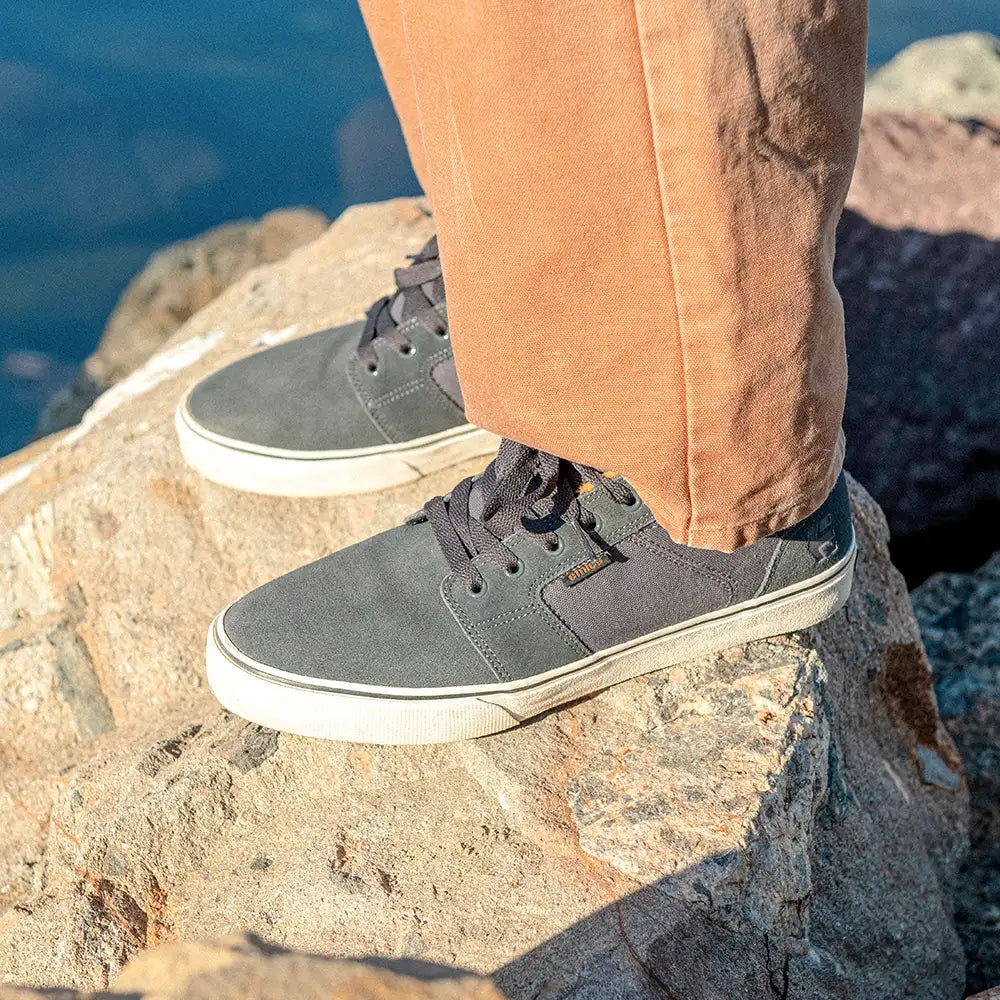 etnies-barge-ls-x-santa-cruz-scarpe-skate-uomo-nero-gomma image 8
