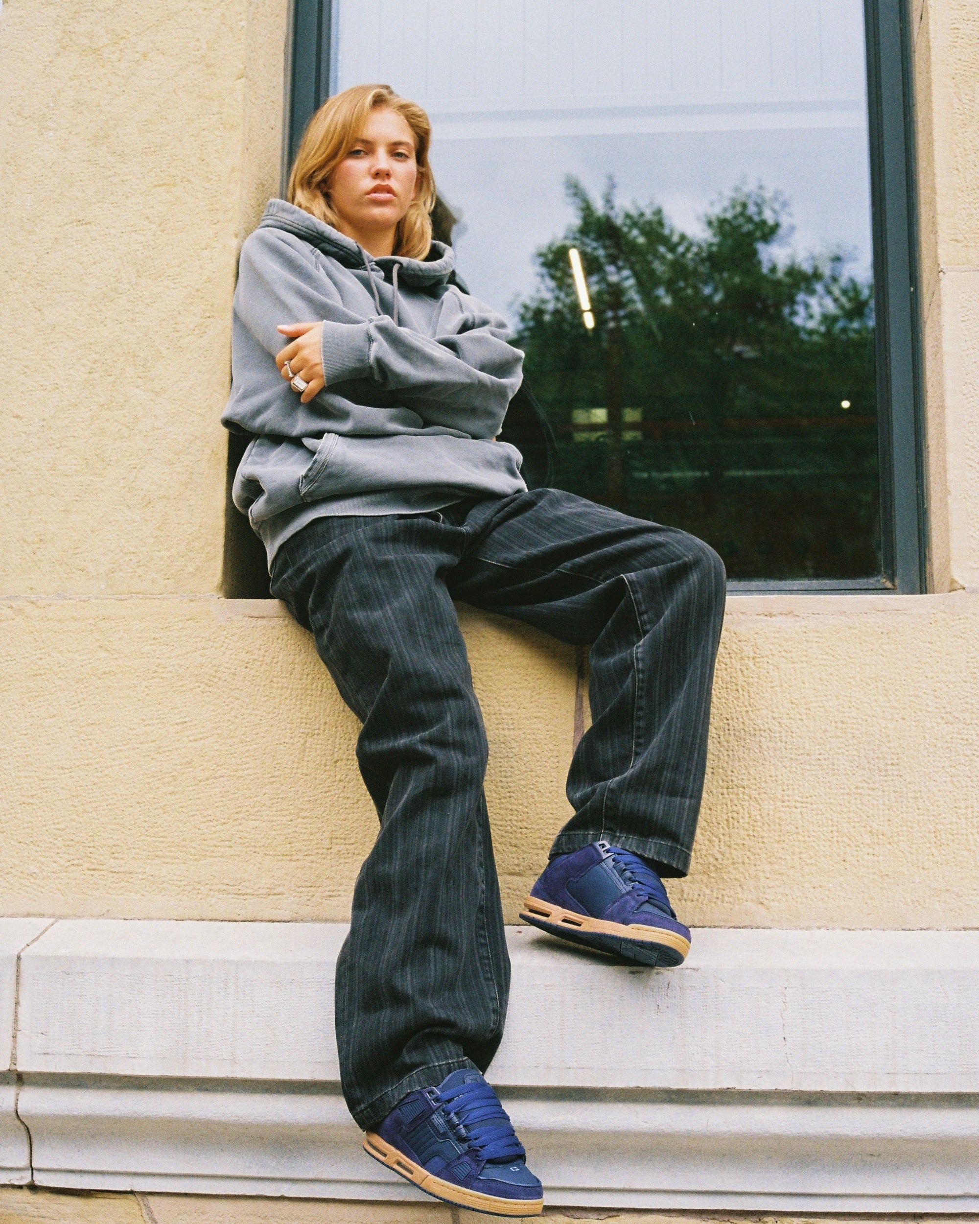 globe-sabre-scarpe-da-skate-navy-gum image 4