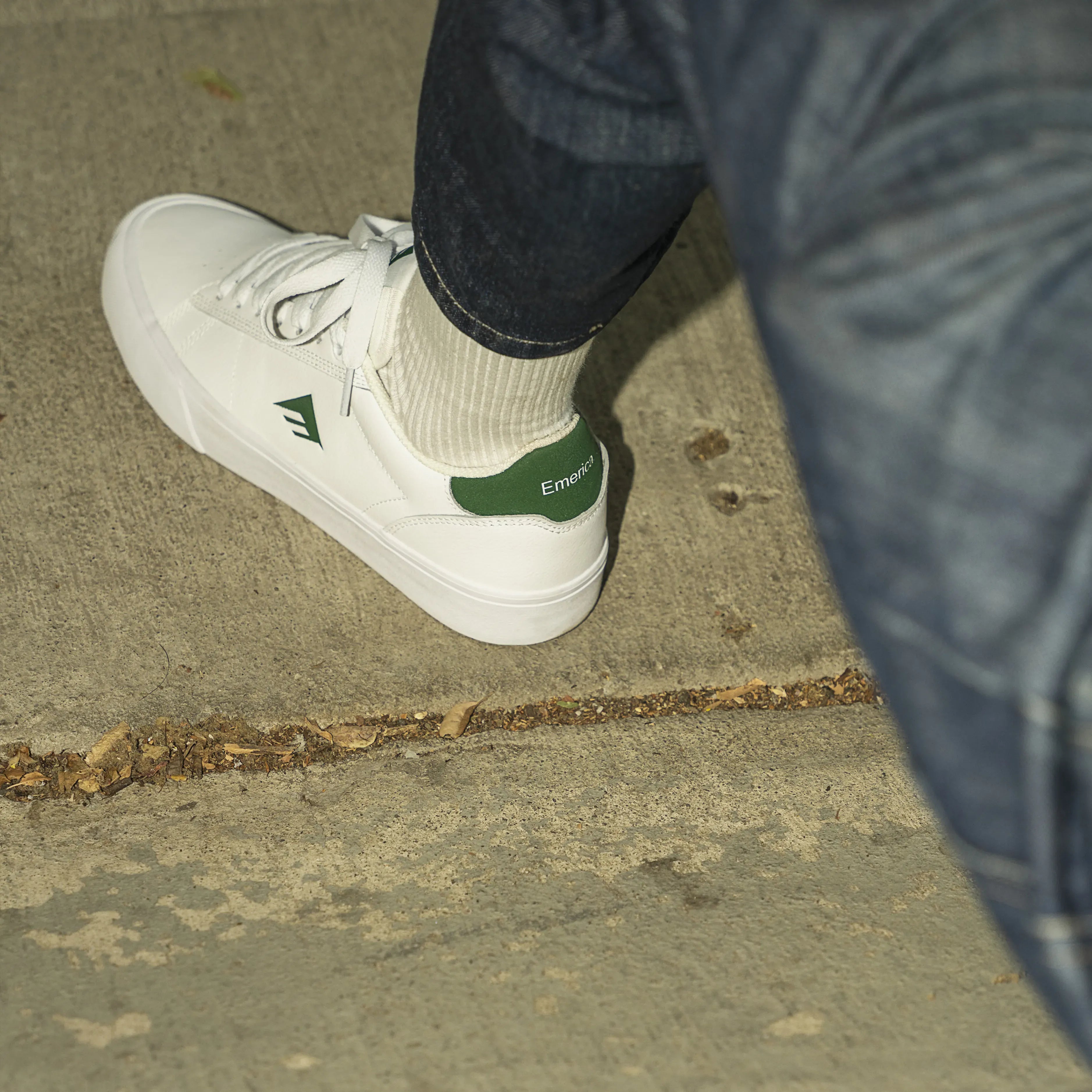 emerica-moca-scarpe-skate-action-leather image 8