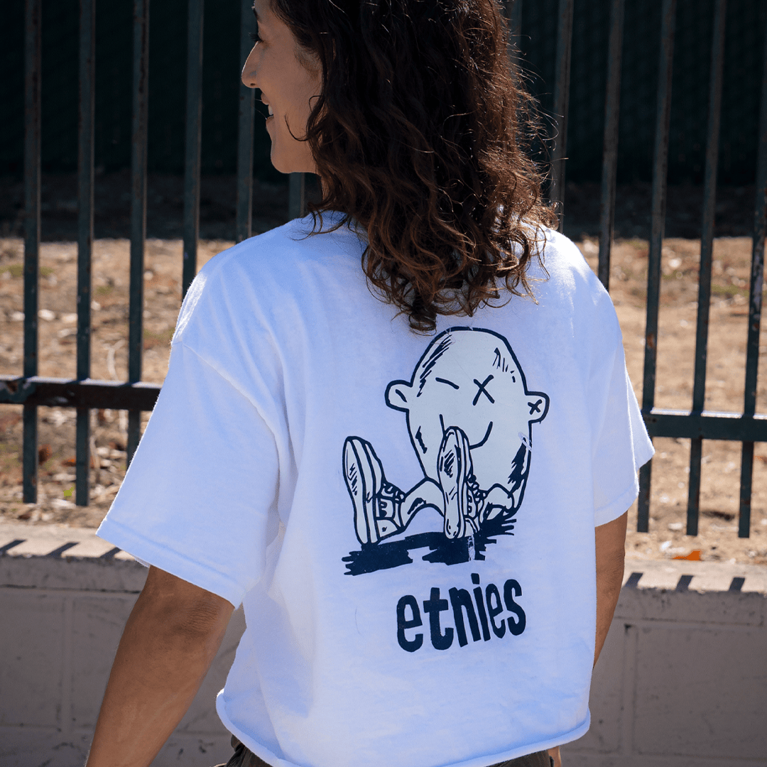 etnies-x-fos-tee-t-shirt-skate-white-navy image 4