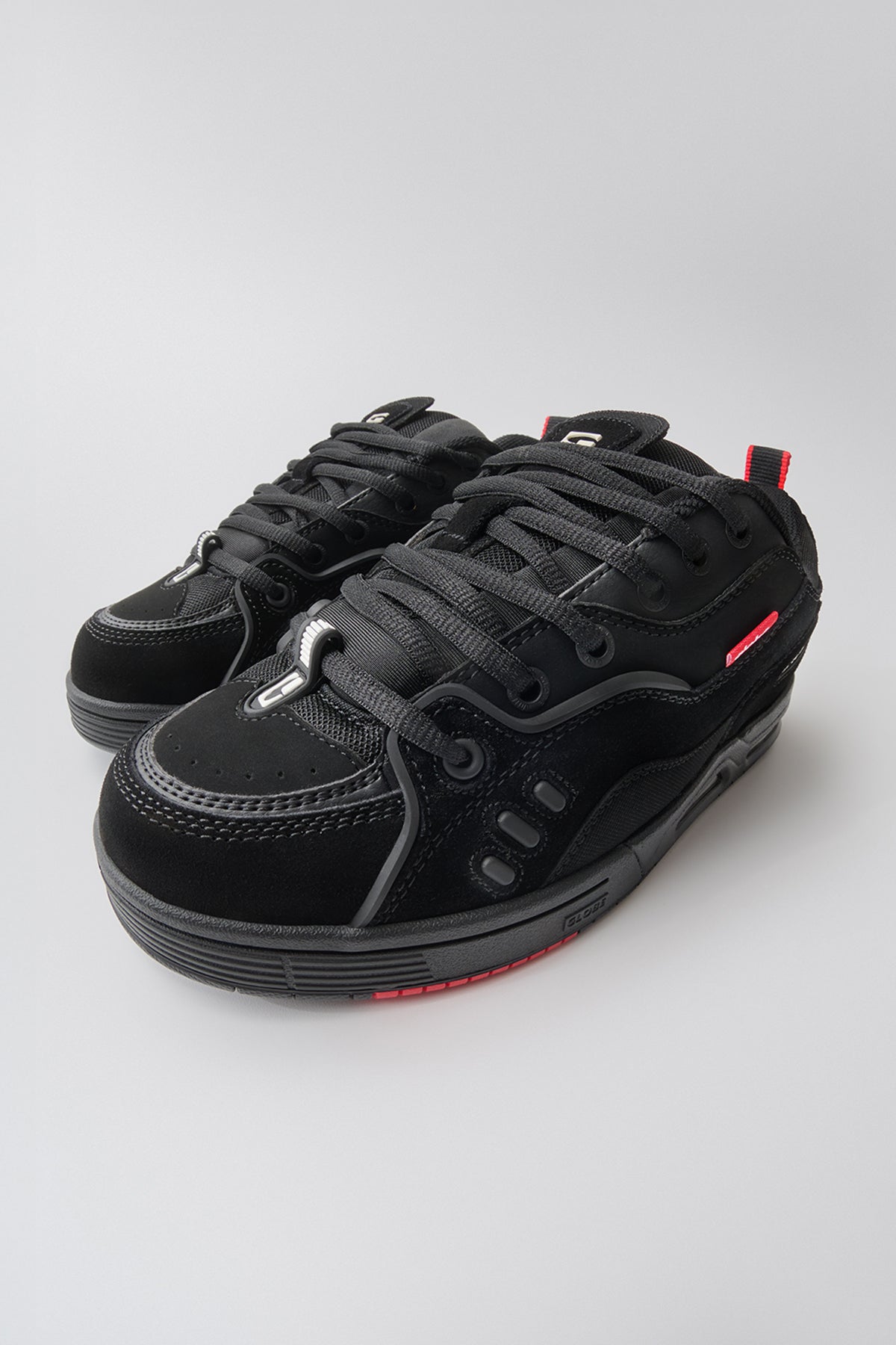 globe-ct-4-black-suede-scarpe-skate-heritage-best-seller image 4