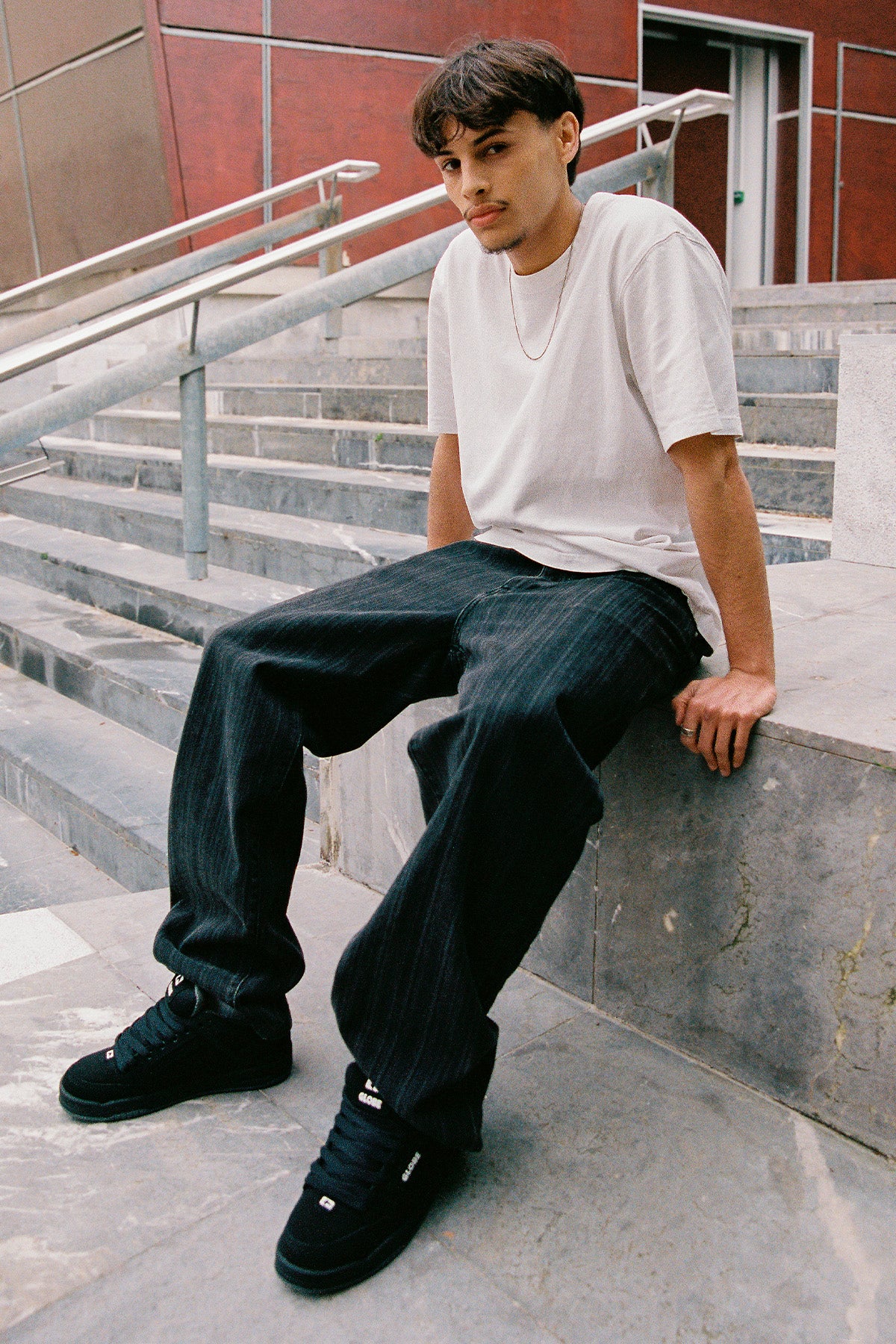 globe-tilt-black-black-tpr-scarpe-skate-heritage image 3