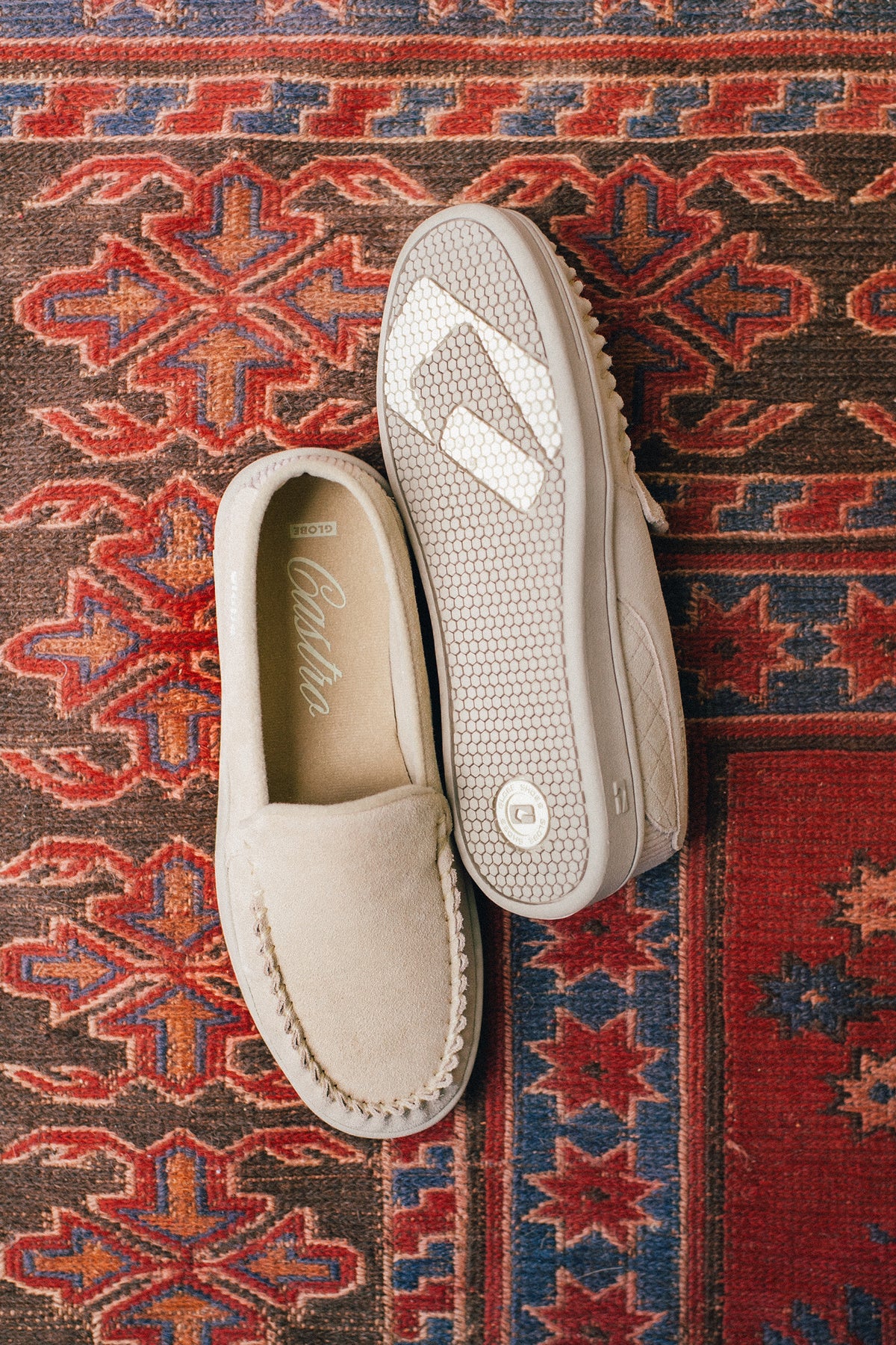 globe-castro-loafer-skate-in-granite image 2