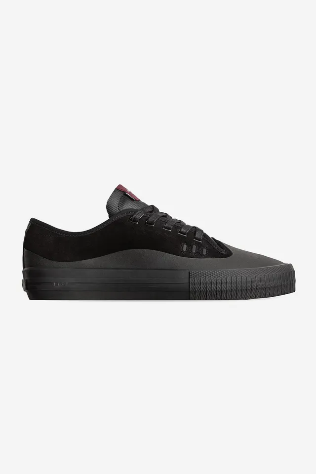 globe-gillette-scarpe-skate-pro-black-black-suede image 1