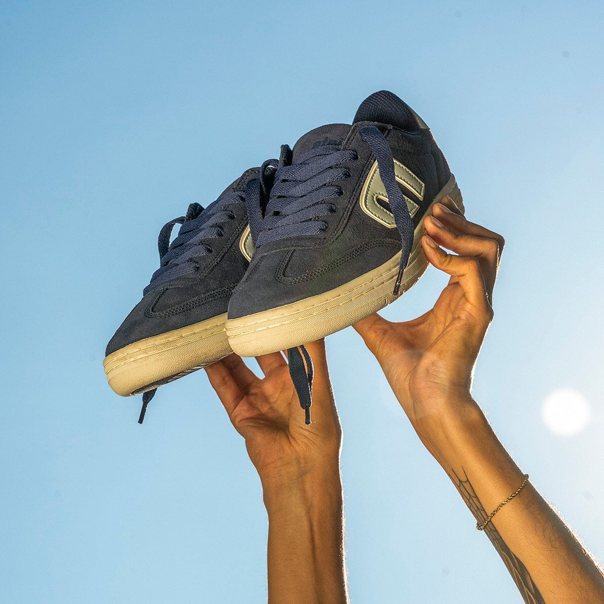 etnies-locut-scarpe-da-skate-black-white-gum image 6