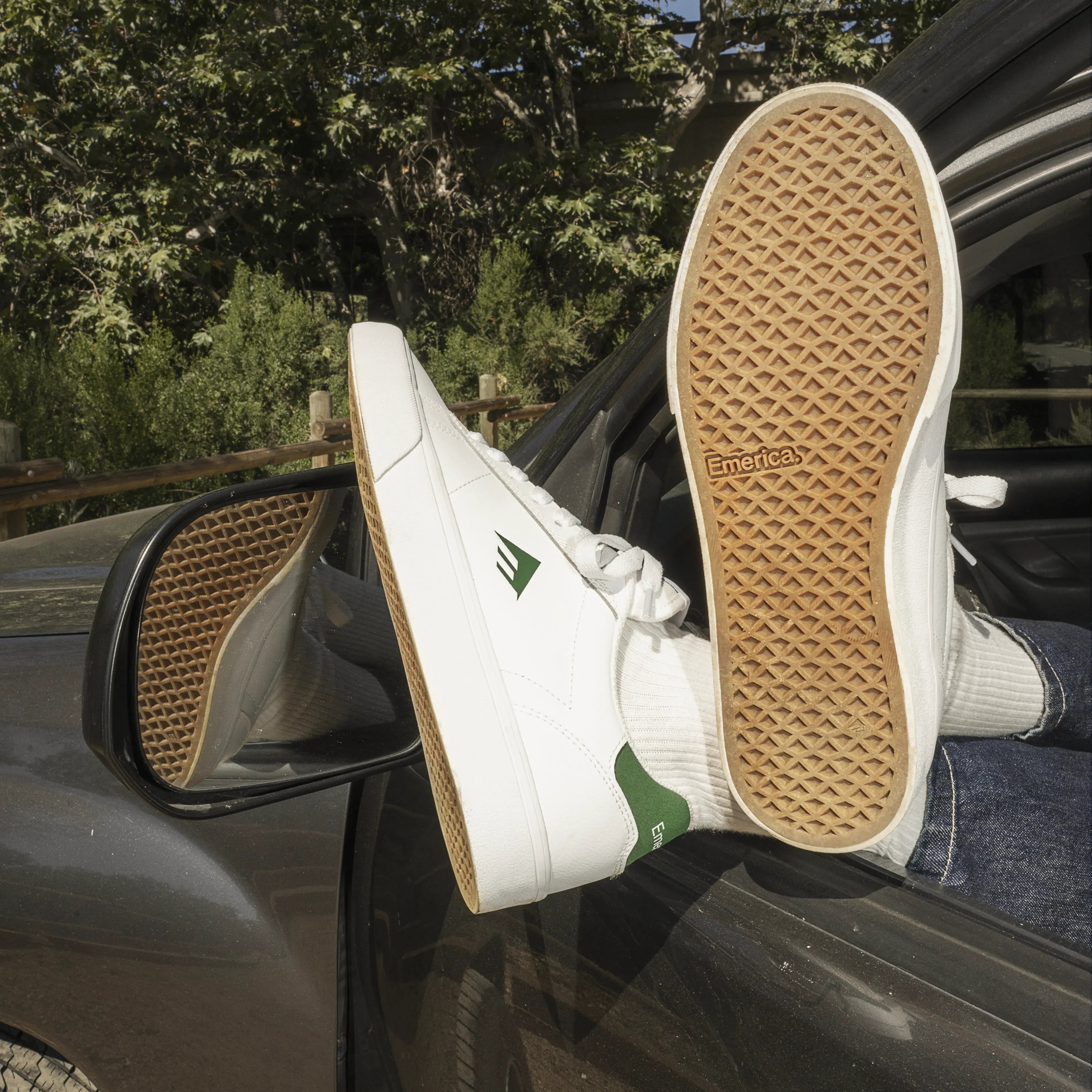 emerica-moca-scarpe-skate-action-leather image 2