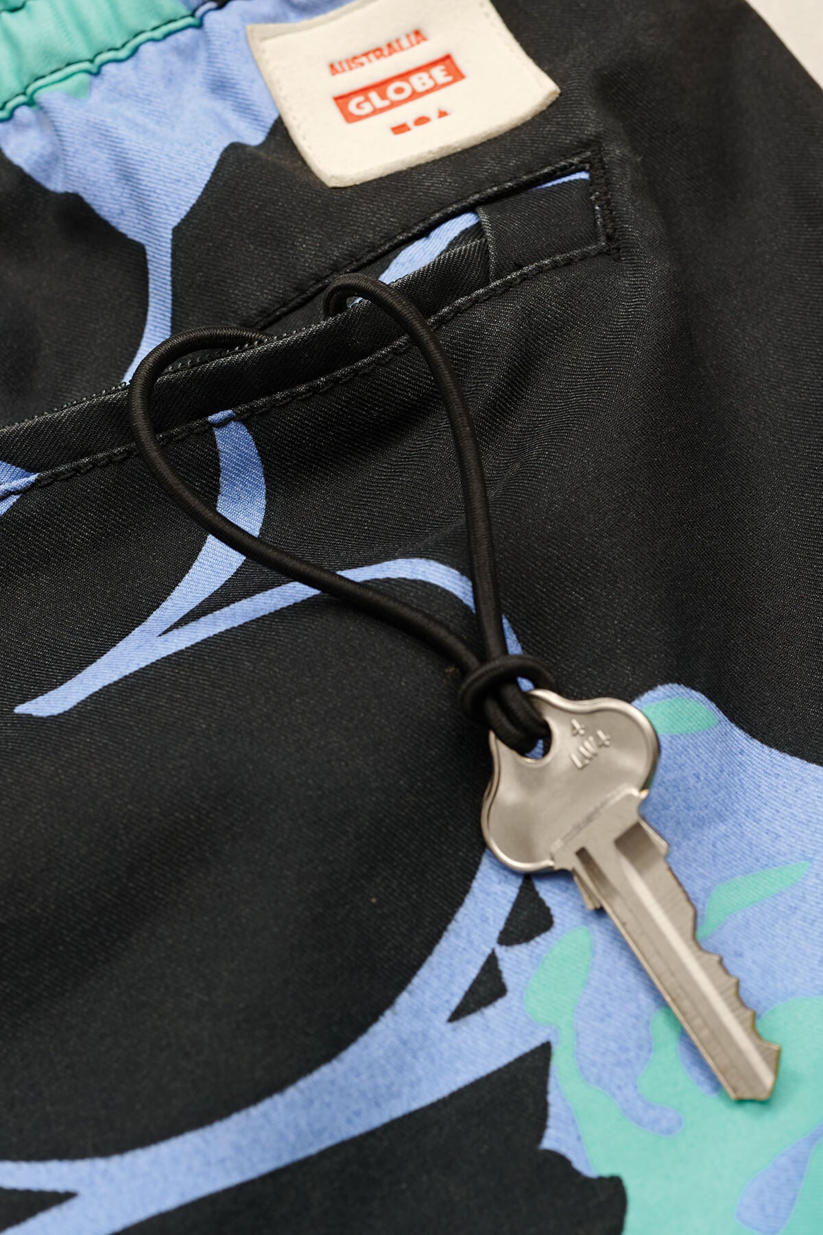 globe-dreamin-wild-poolshort-black image 3