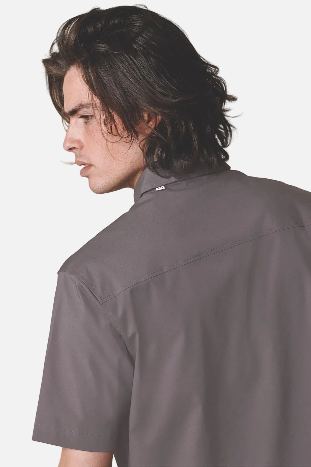 globe-foundation-s-s-shirt-titanium image 2