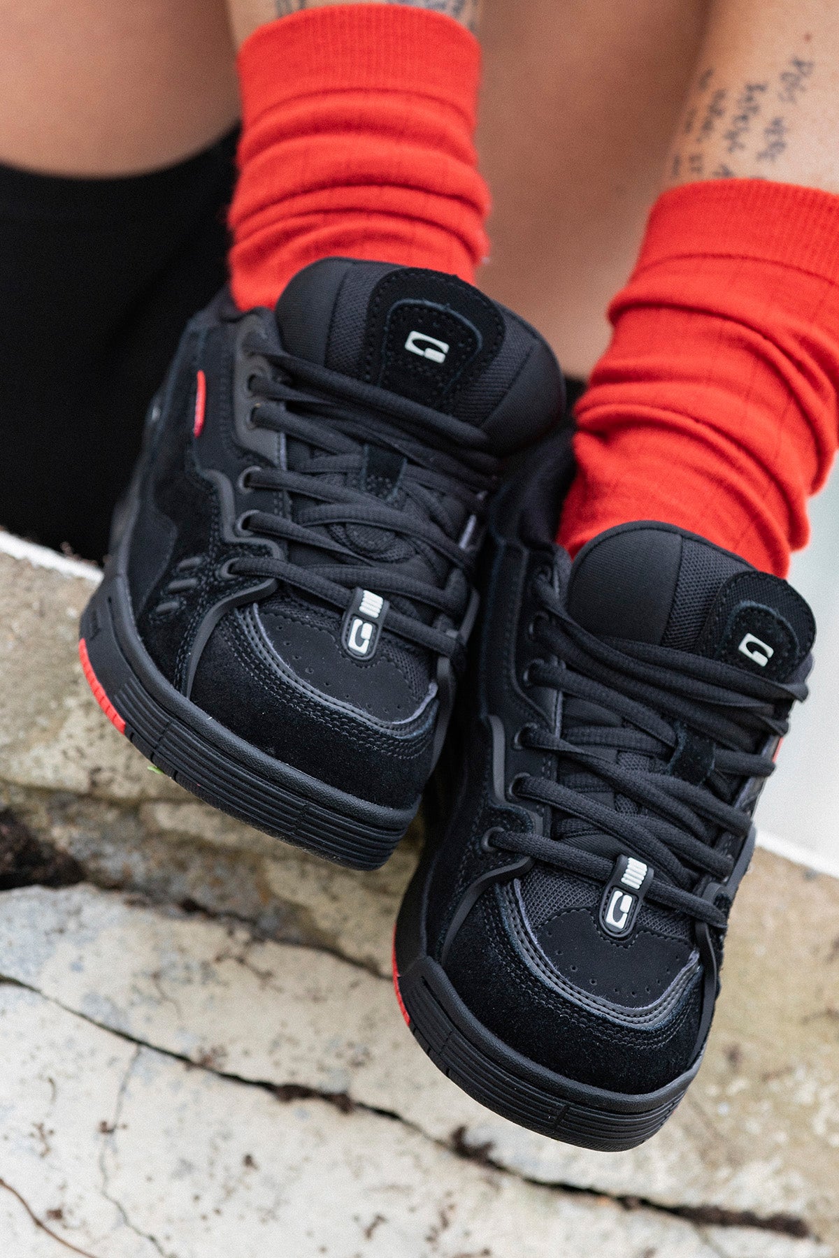 globe-ct-4-black-suede-scarpe-skate-heritage-best-seller image 6