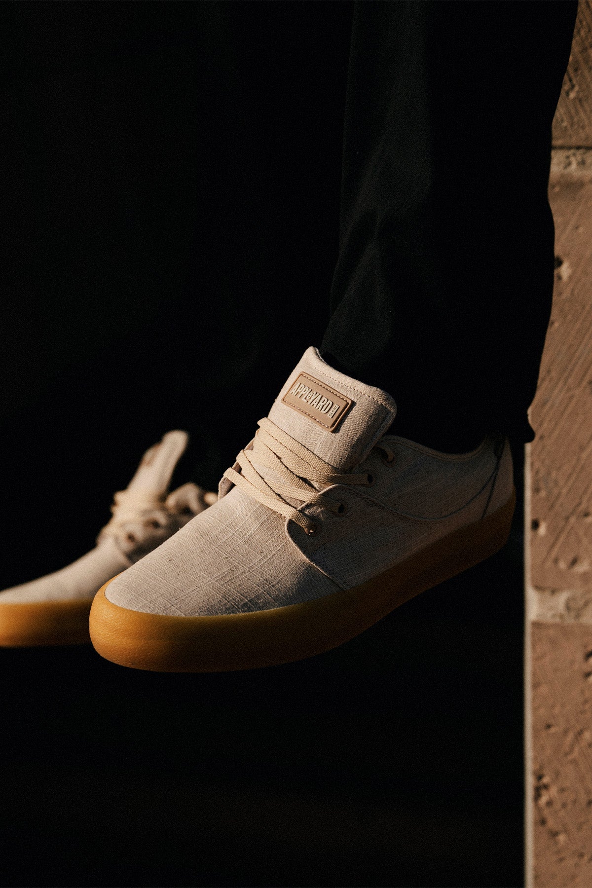 globe-mahalo-hemp-crepe-scarpe-skate-mark-appleyard-gum image 2