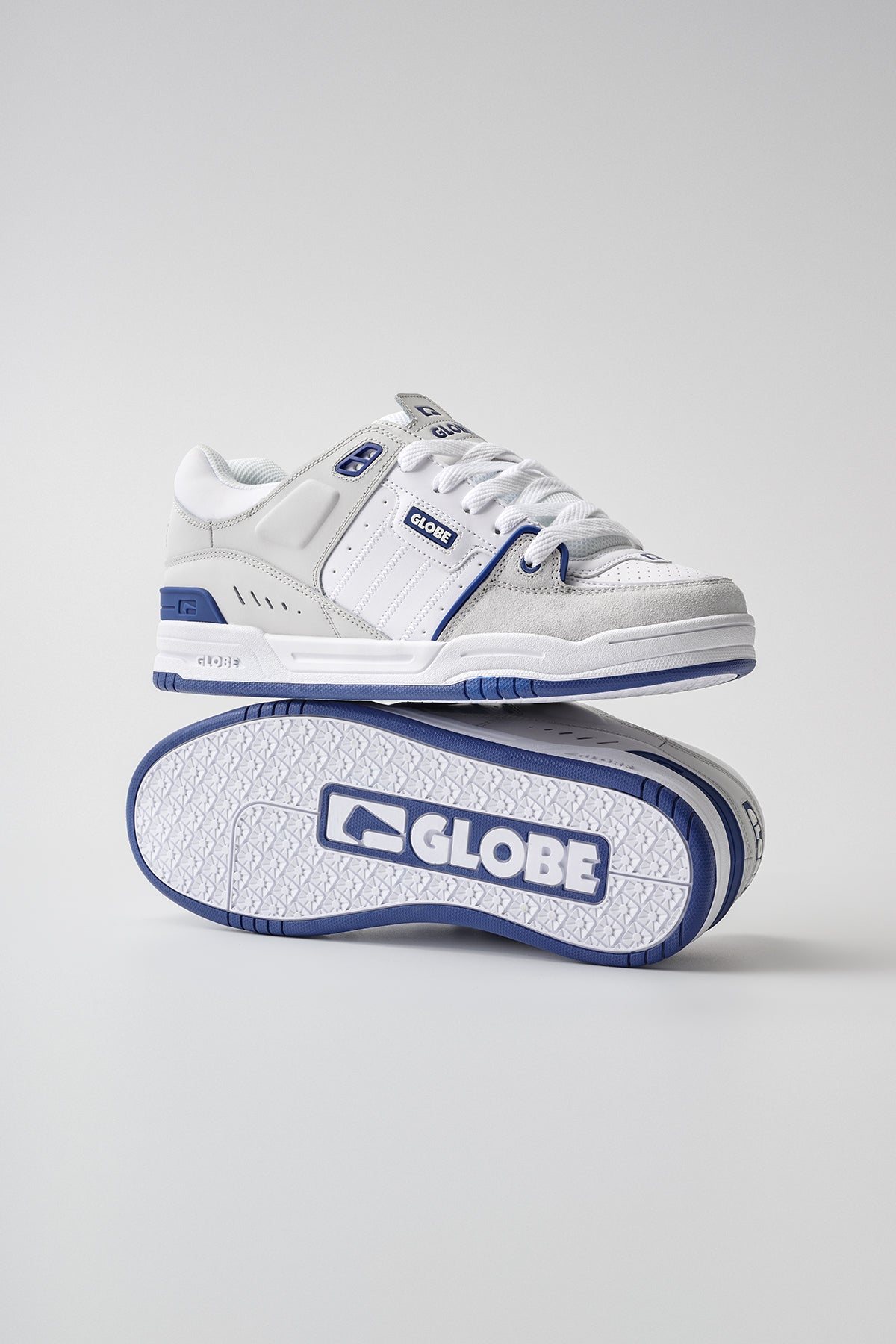 globe-fusion-blue-white-scarpe-skate-imbottite image 6