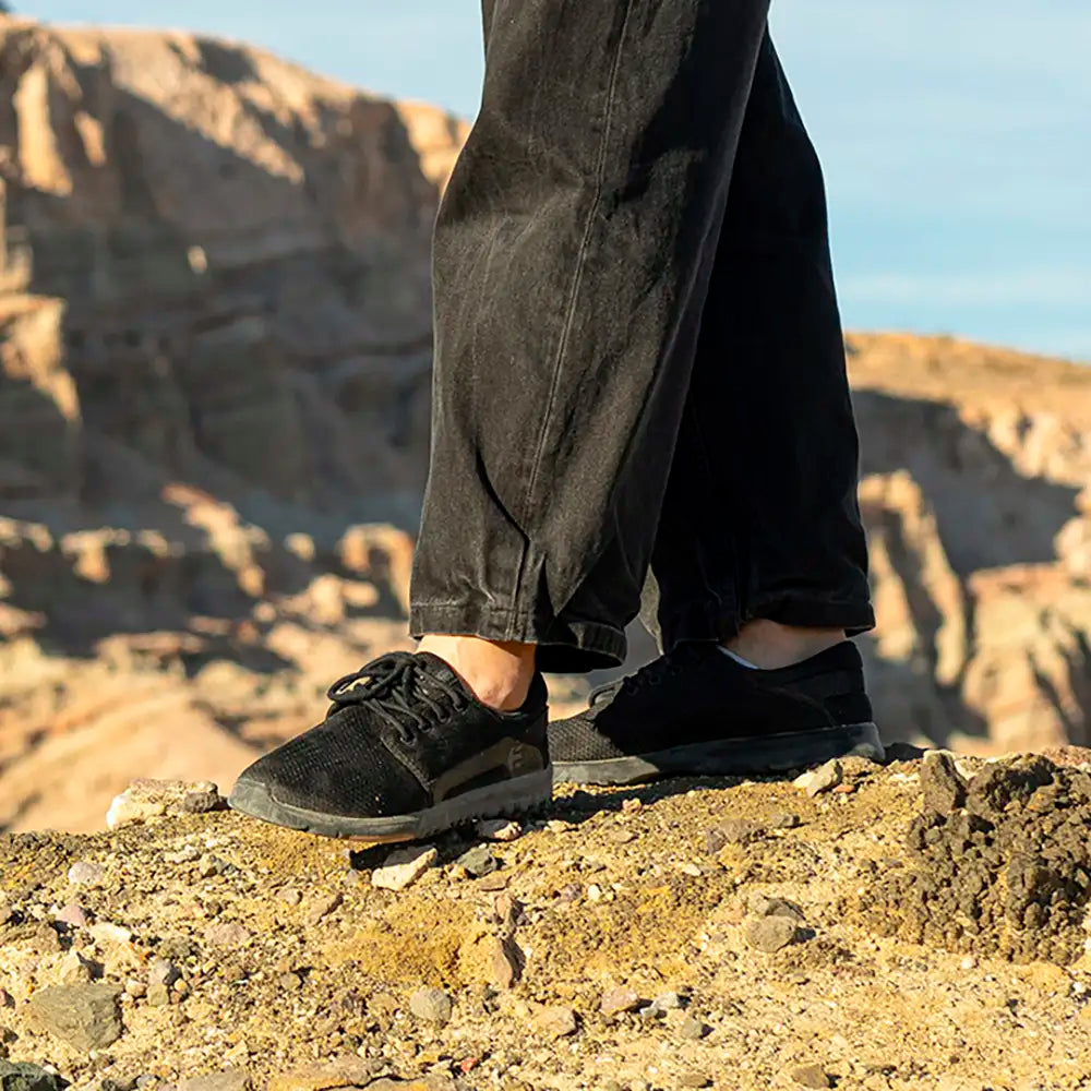 etnies-scout-sneaker-leggera-nera-mesh-slip-on image 6