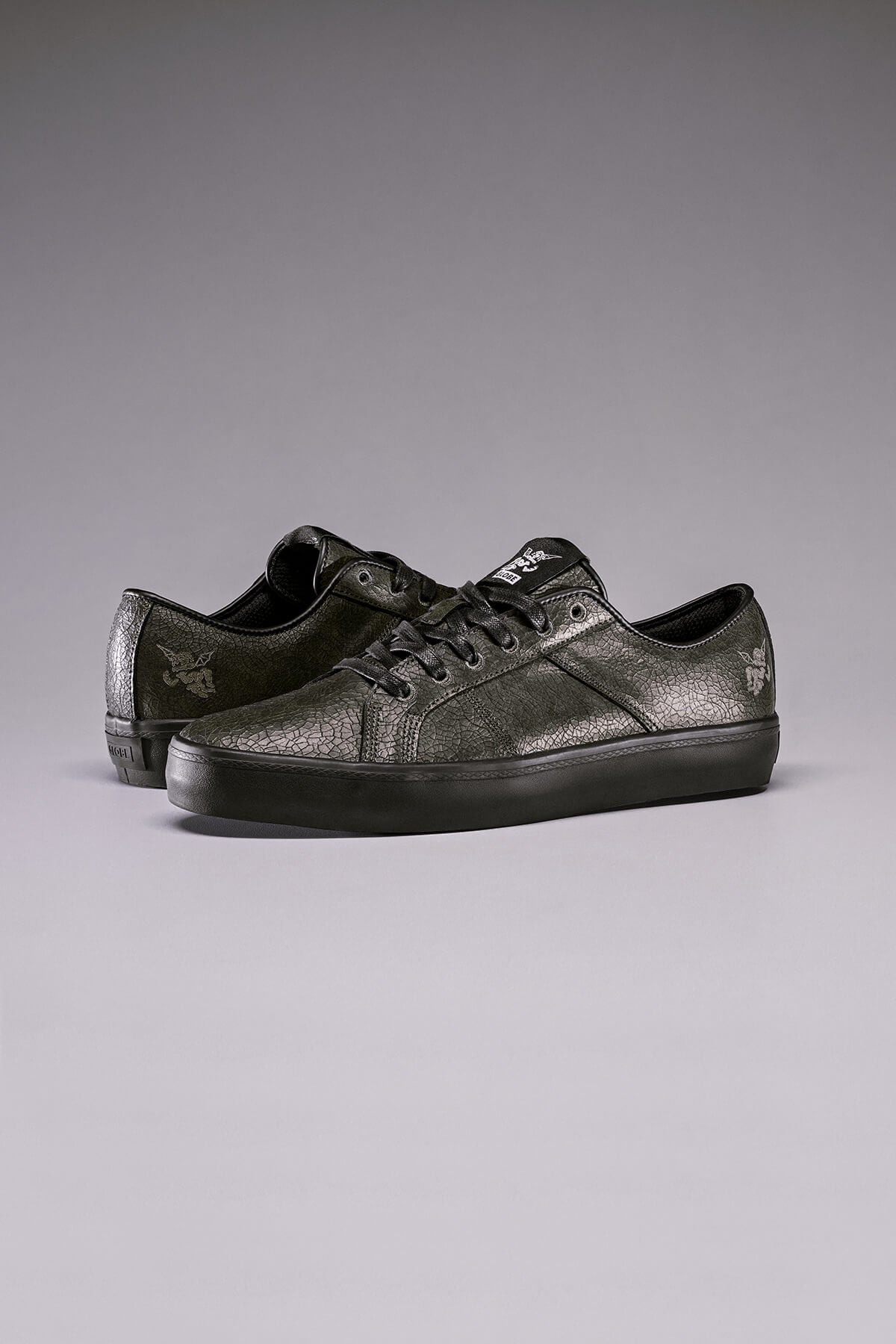 globe-surplus-bauer-scarpe-skate-black-distress-bauer image 6