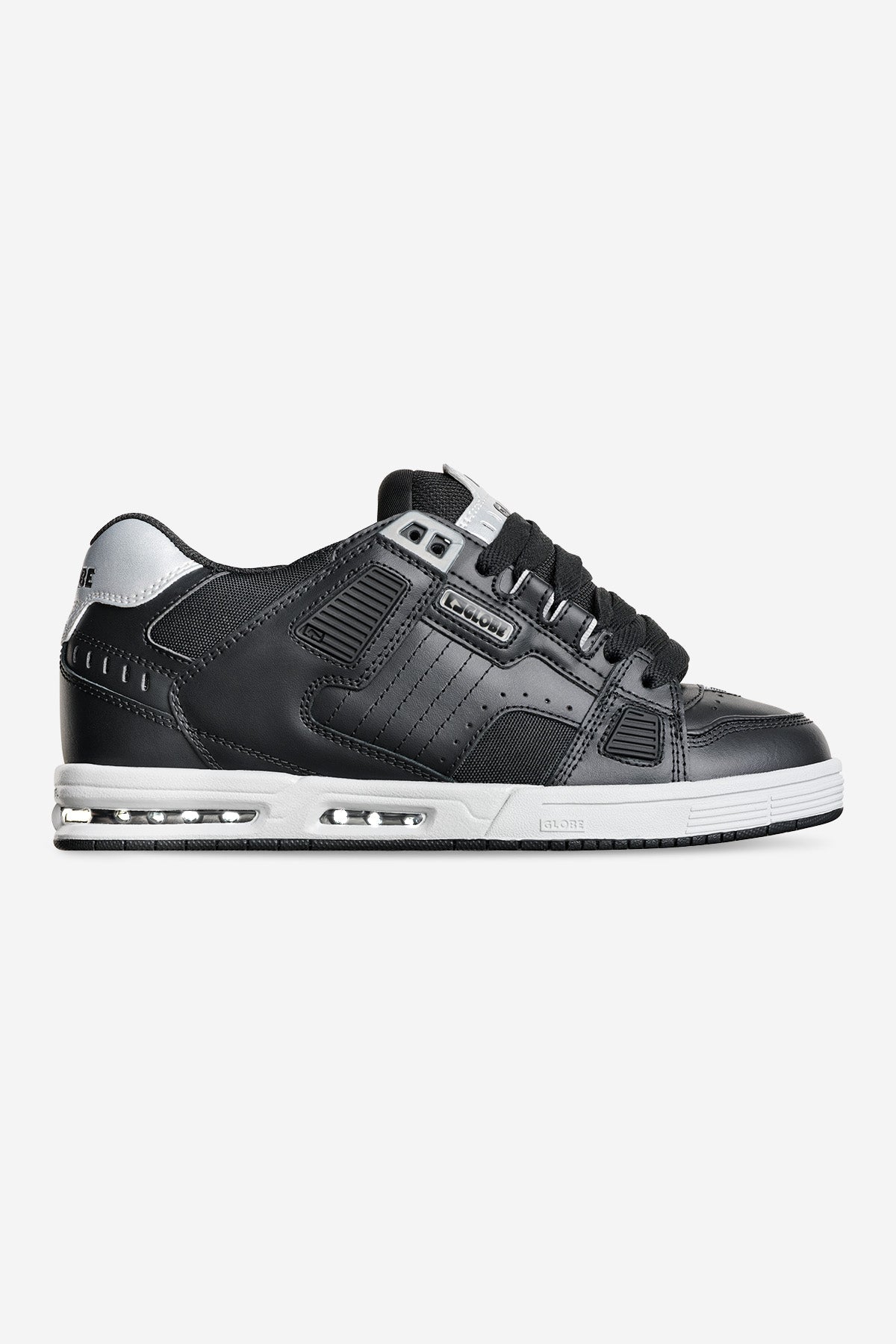 globe-sabre-scarpe-heritage-skate-black-silver image 1
