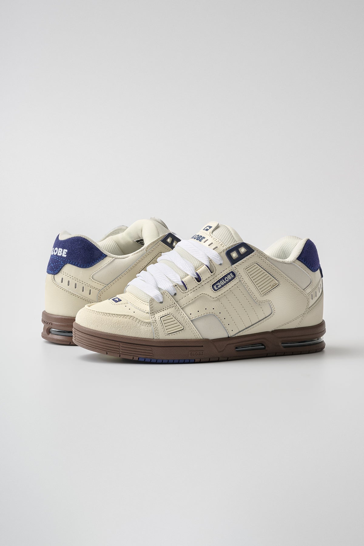 globe-sabre-scarpe-da-skate-antique-white-blue image 5